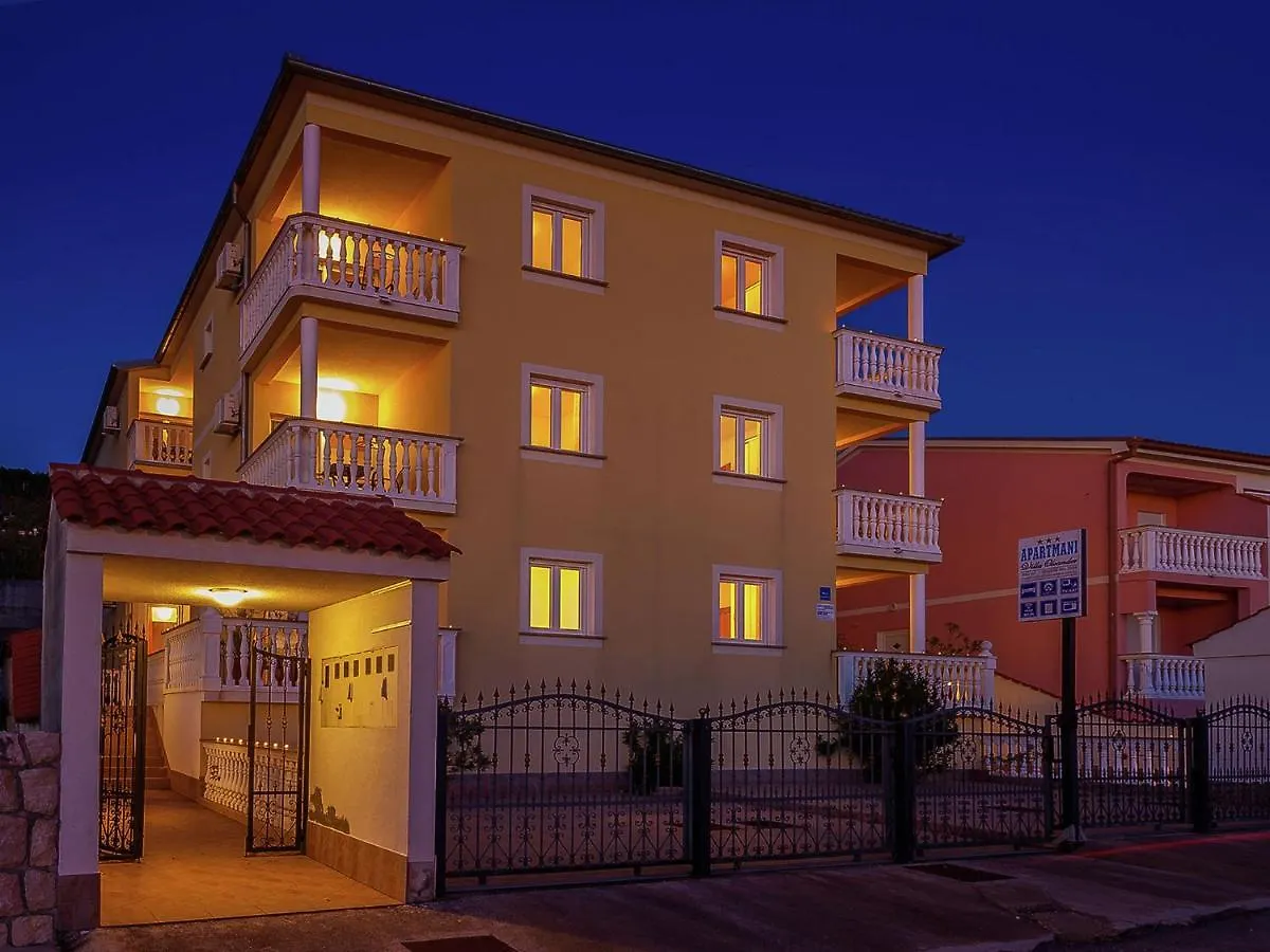 Beautiful Apartment In Dramalj