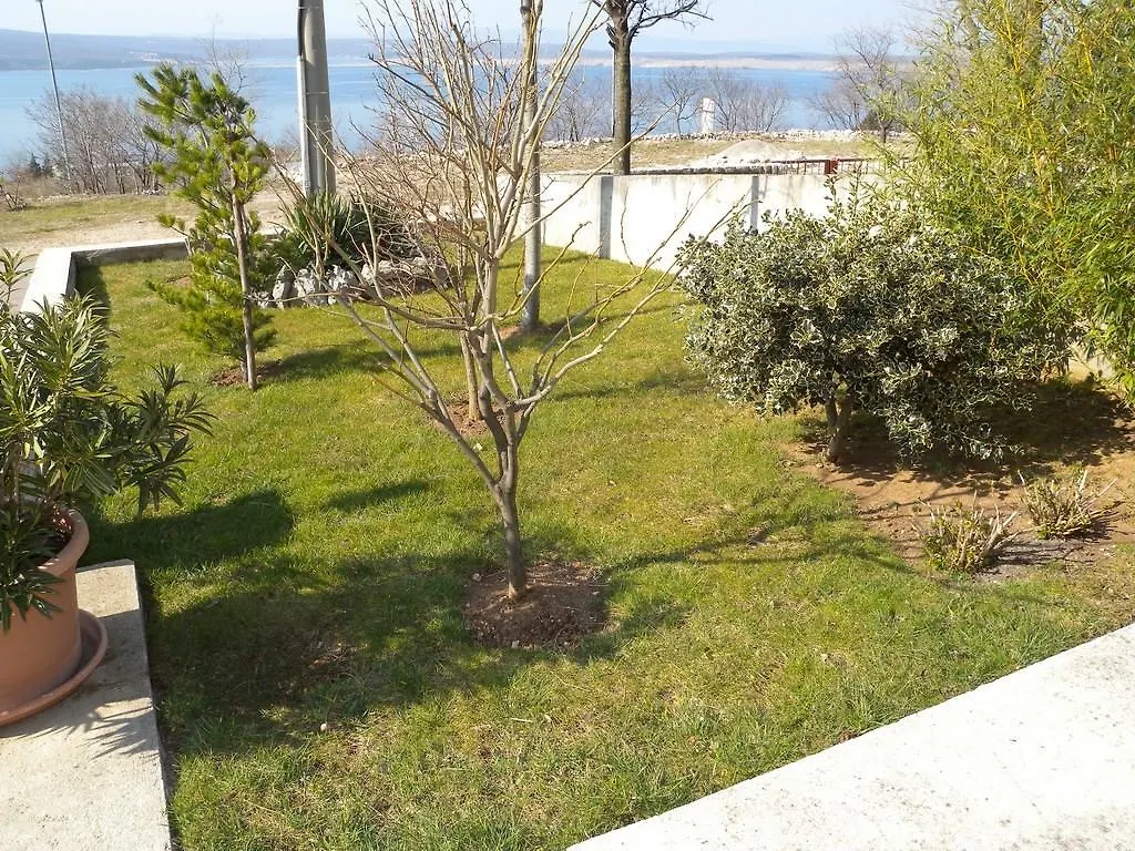 Beautiful Apartment In Dramalj