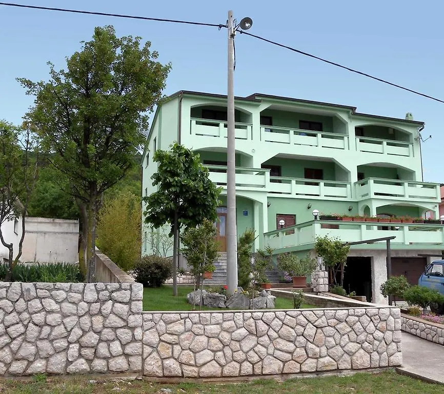 Beautiful Apartment In Dramalj
